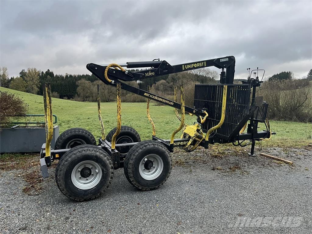  Uniforst Micro 52 Remorque forestière avec grue