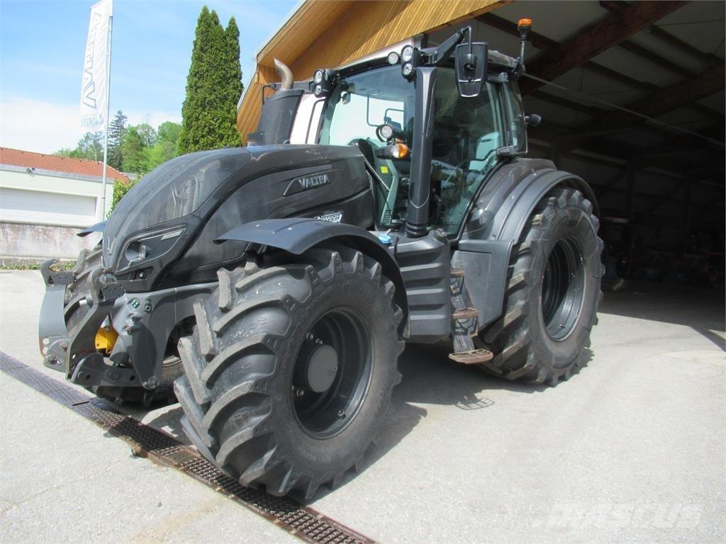 Valtra T 214D Tracteur