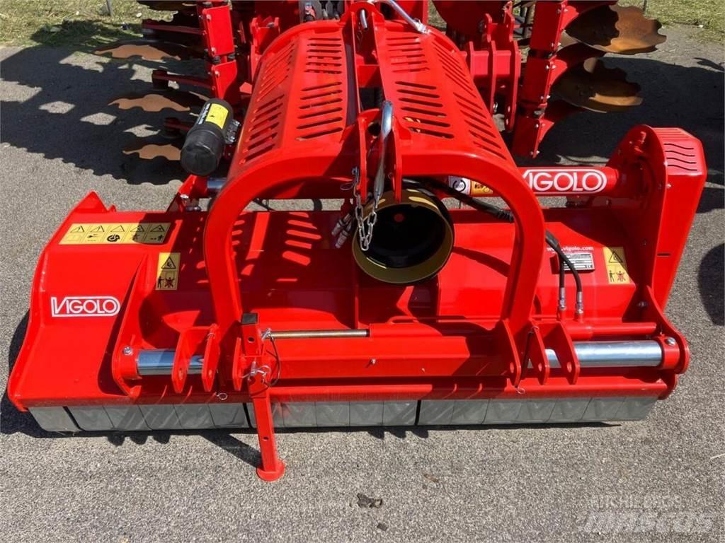  VIGOLO MU2R 180 Broyeur / Gyrobroyeur / Epareuse