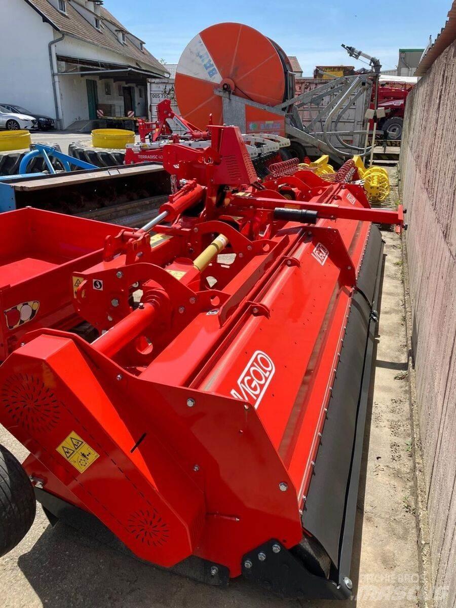  VIGOLO TST-V - 25 500 Broyeur / Gyrobroyeur / Epareuse
