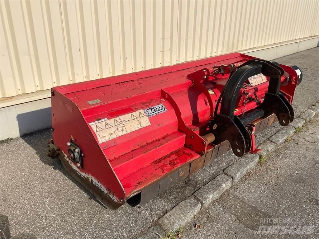 Zilli D 110 Broyeur / Gyrobroyeur / Epareuse