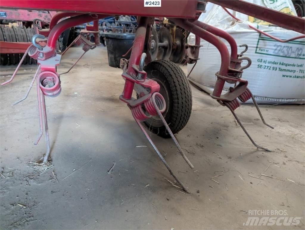 JF CR 320 Autres matériels de fenaison