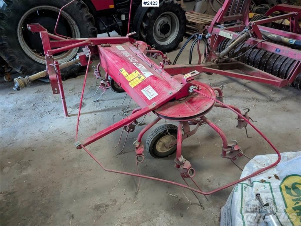 JF CR 320 Autres matériels de fenaison