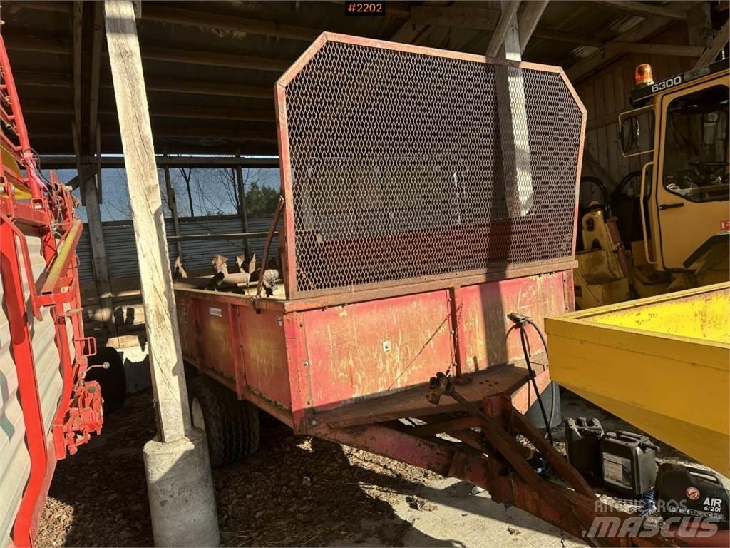 JF ST70 Epandeur de fumier