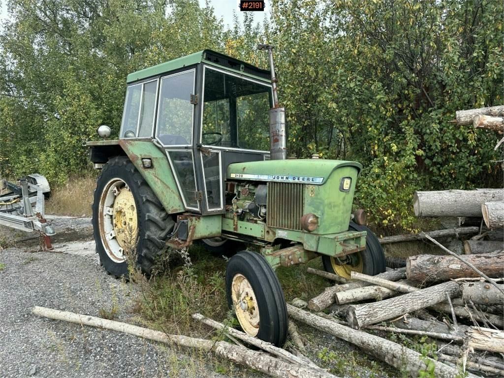 John Deere 2130 Tracteur