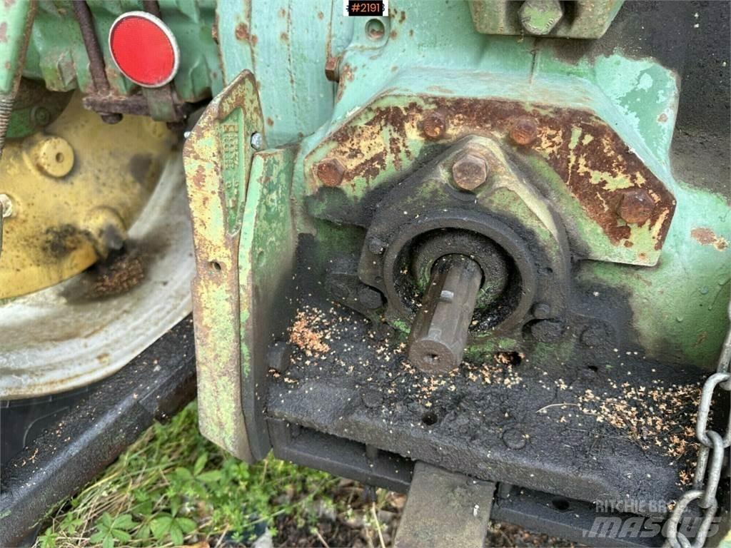 John Deere 2130 Tracteur