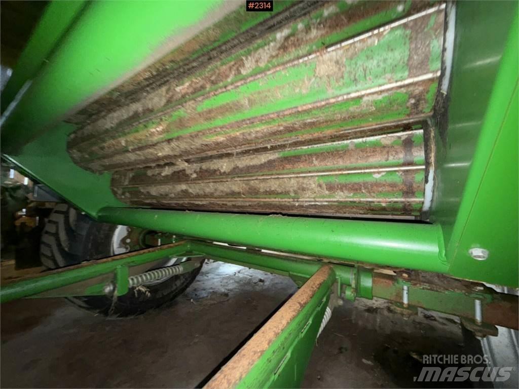 McHale F5500 Presse à balle ronde