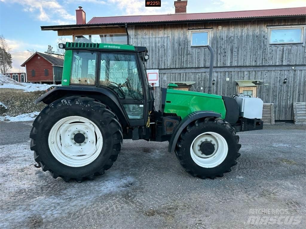 Valtra X110 Tracteur