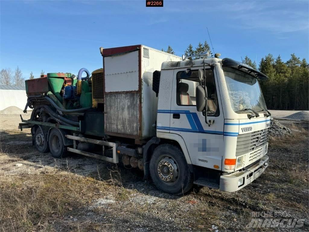 Volvo FL10 Camion plateau