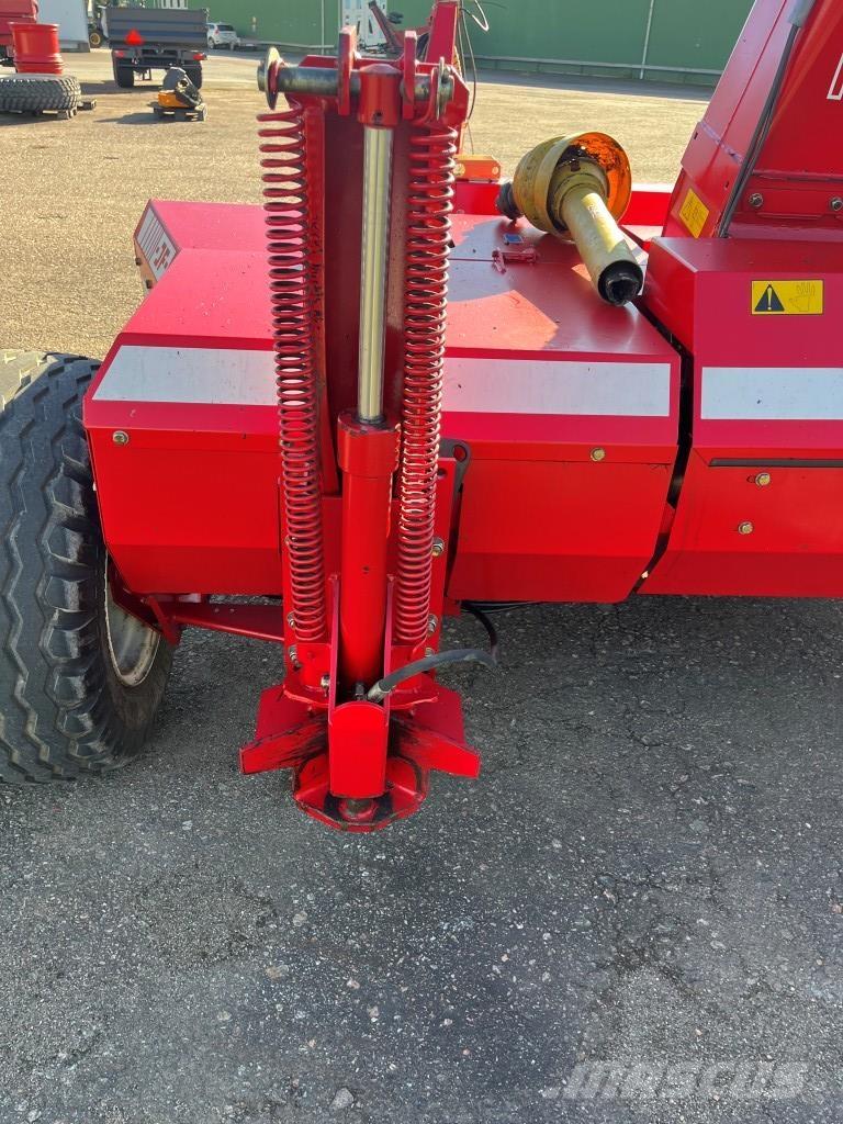 JF FCT 900 Autres matériels de fenaison