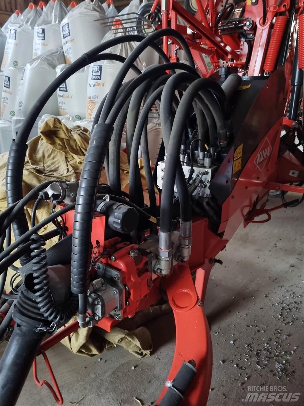 Kuhn GA 13131 Autres matériels de fenaison