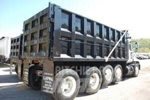 Mack Vision Camion benne