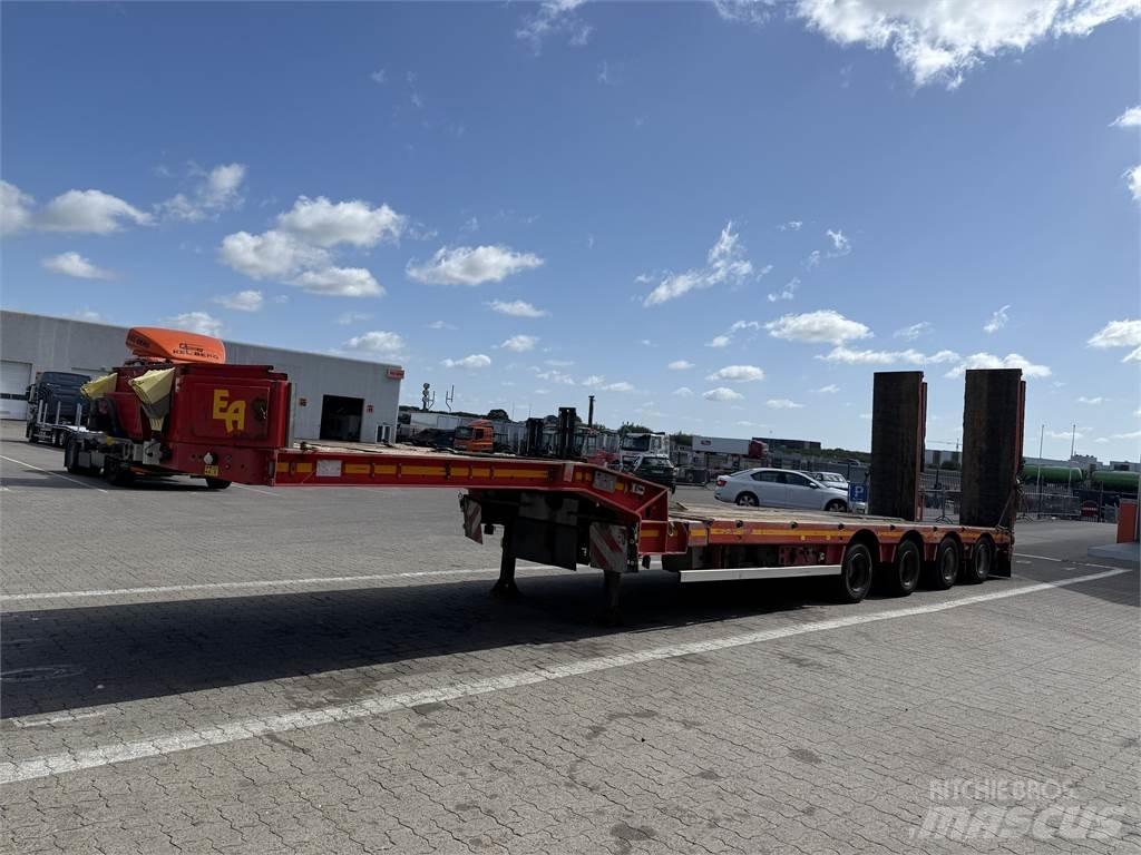 Faymonville S660FA Semi remorque surbaissée