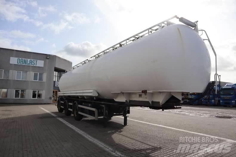  Jilko 60000 L Semi remorque citerne