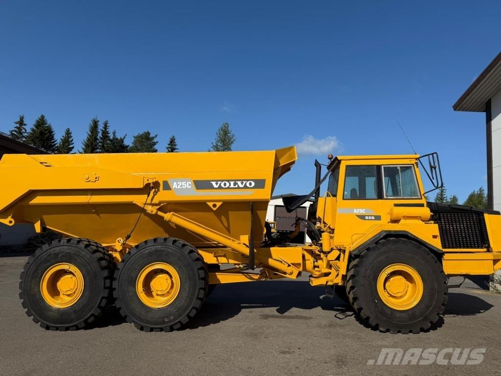 Volvo A25C Tombereau articulé