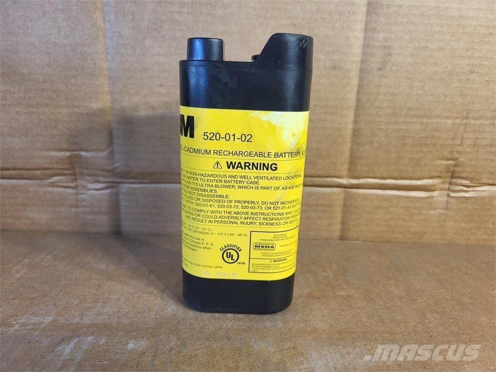  3M 520-01-02R01 Batteries