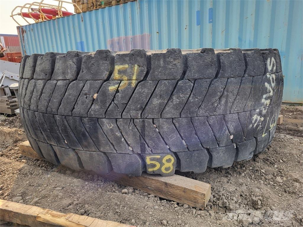 Bridgestone VREV Pneus, roues et jantes
