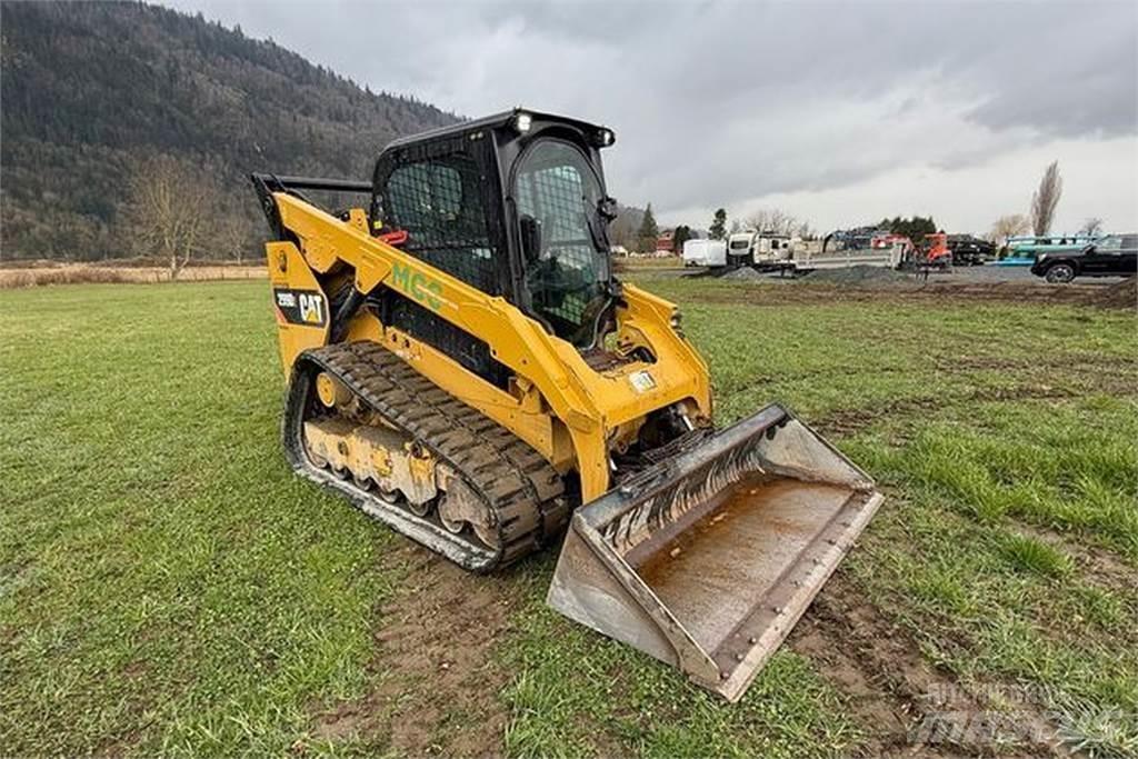 CAT 299D2 Chargeuse compacte
