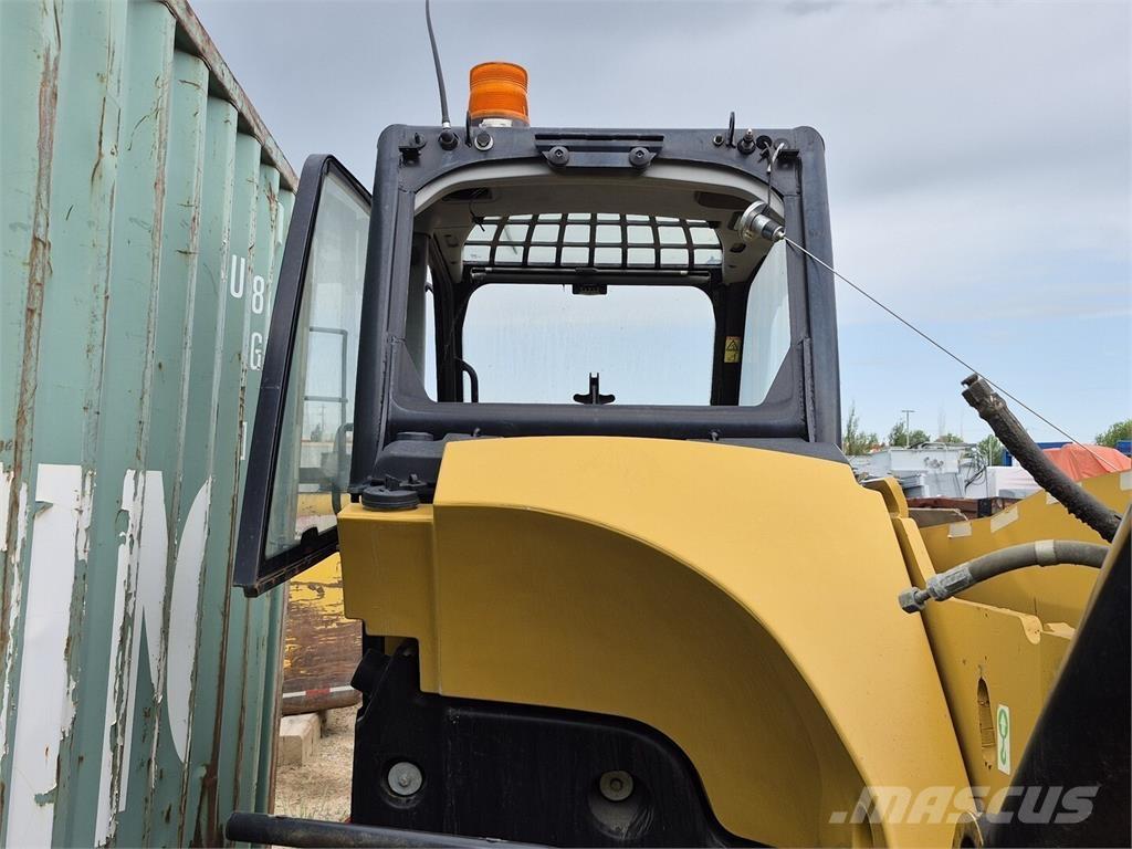 CAT TH560B Télescopique agricole