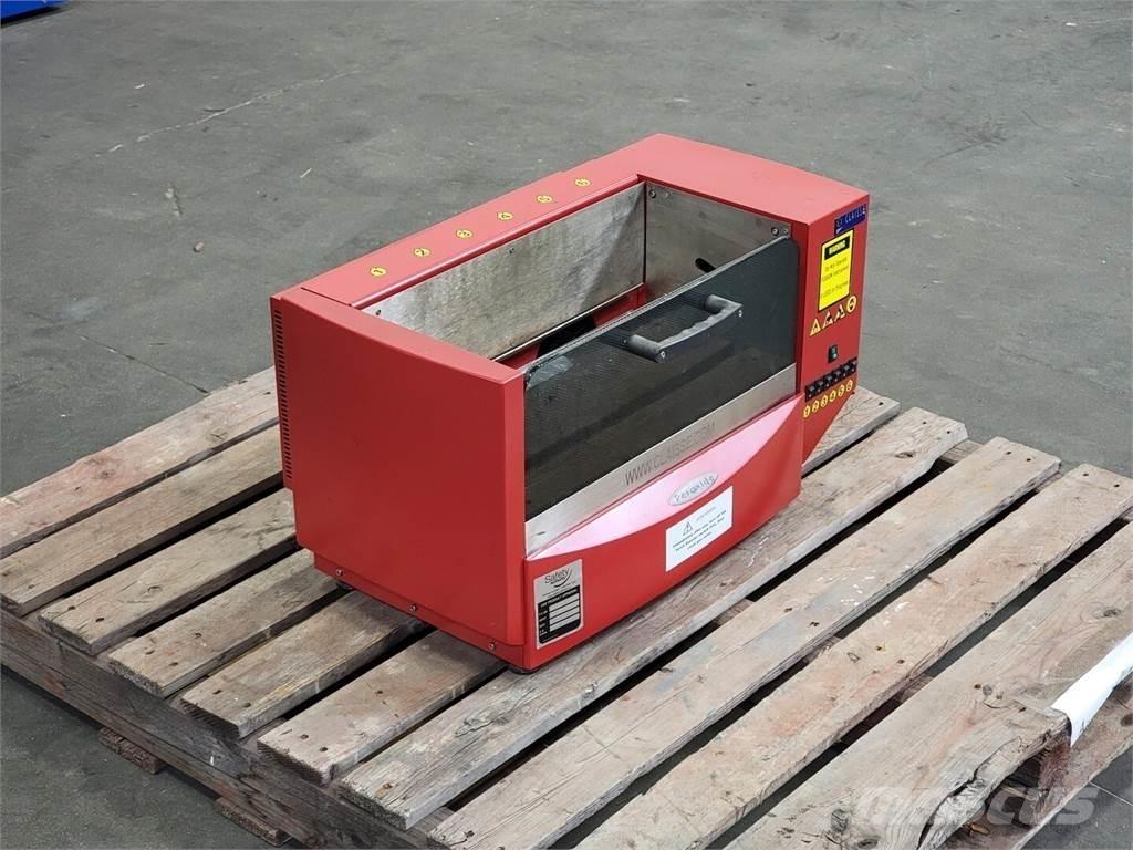  CLAISSE PE0001 Construction - Autres