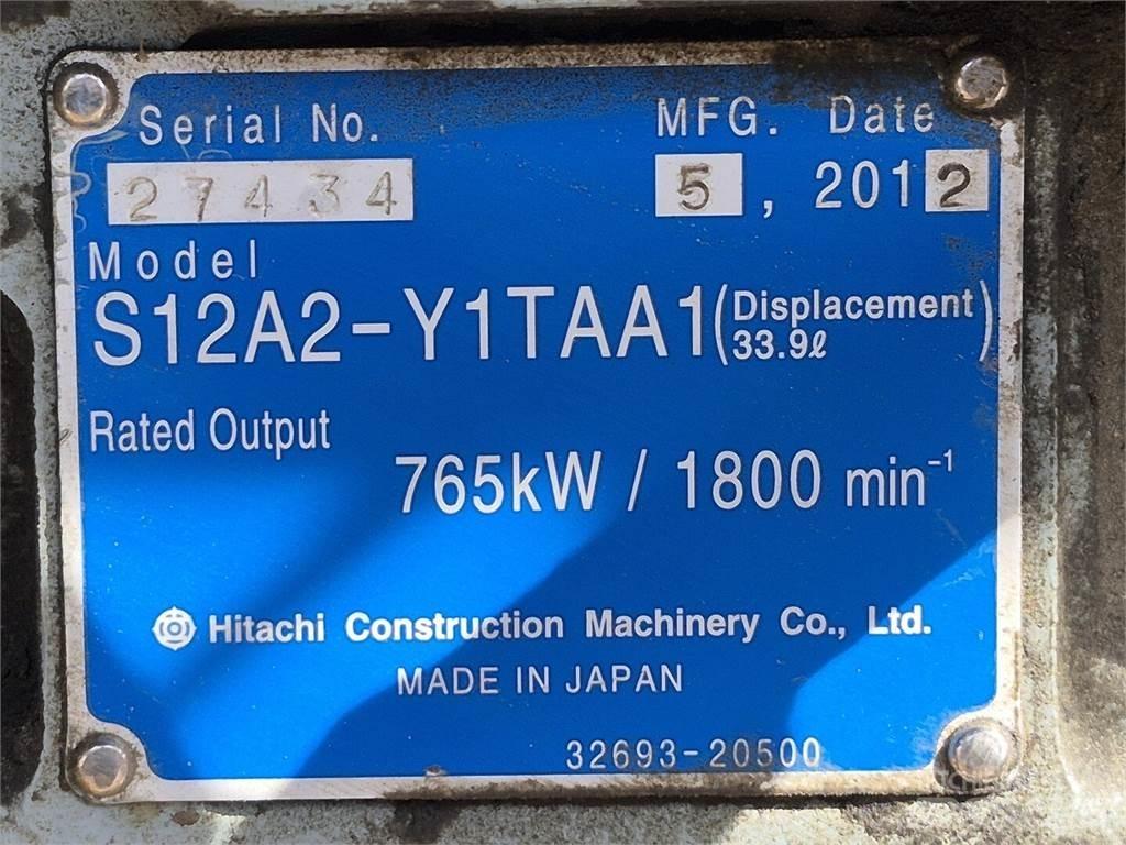 Hitachi S12A2-Y1TAA1 Moteur