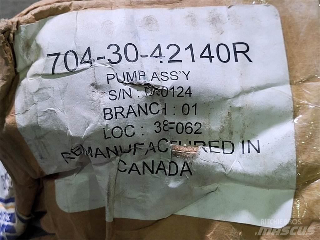 Komatsu 704-30-42140R Pompe à eau / Motopompe