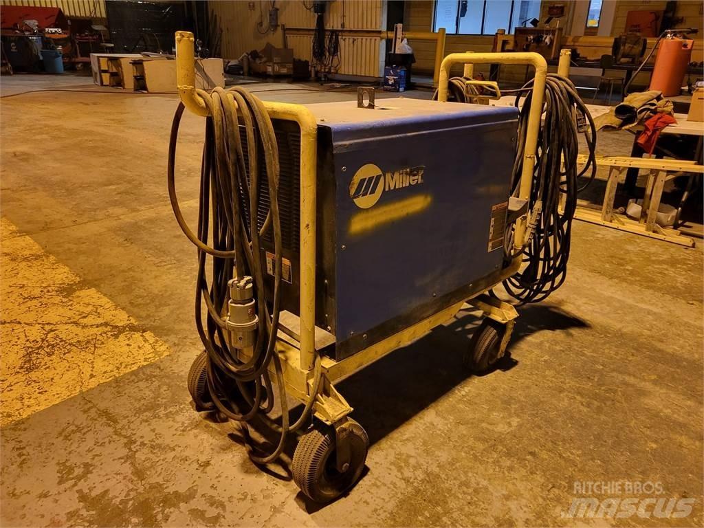 Miller Dimension 652 Poste à souder