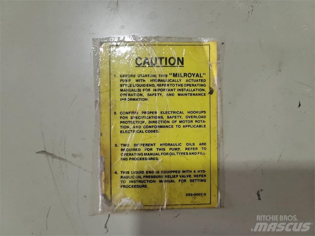  MILROYAL MC1-M40-D141 Pompe à eau / Motopompe
