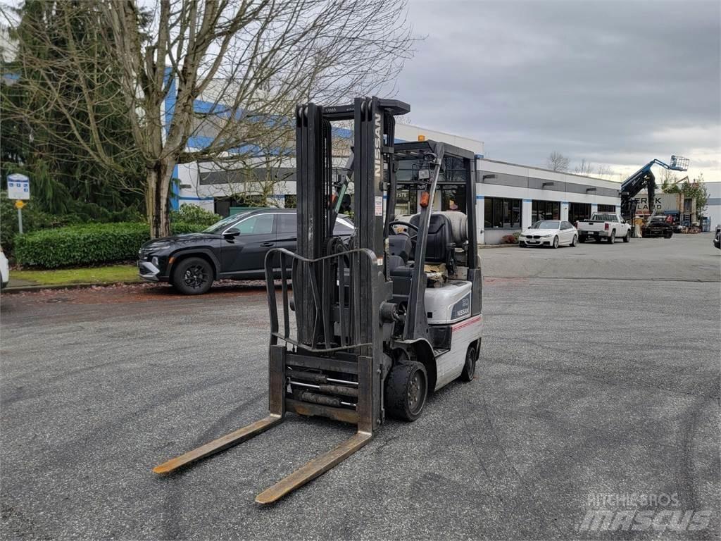 Nissan MCPL01A15LV Construction - Autres