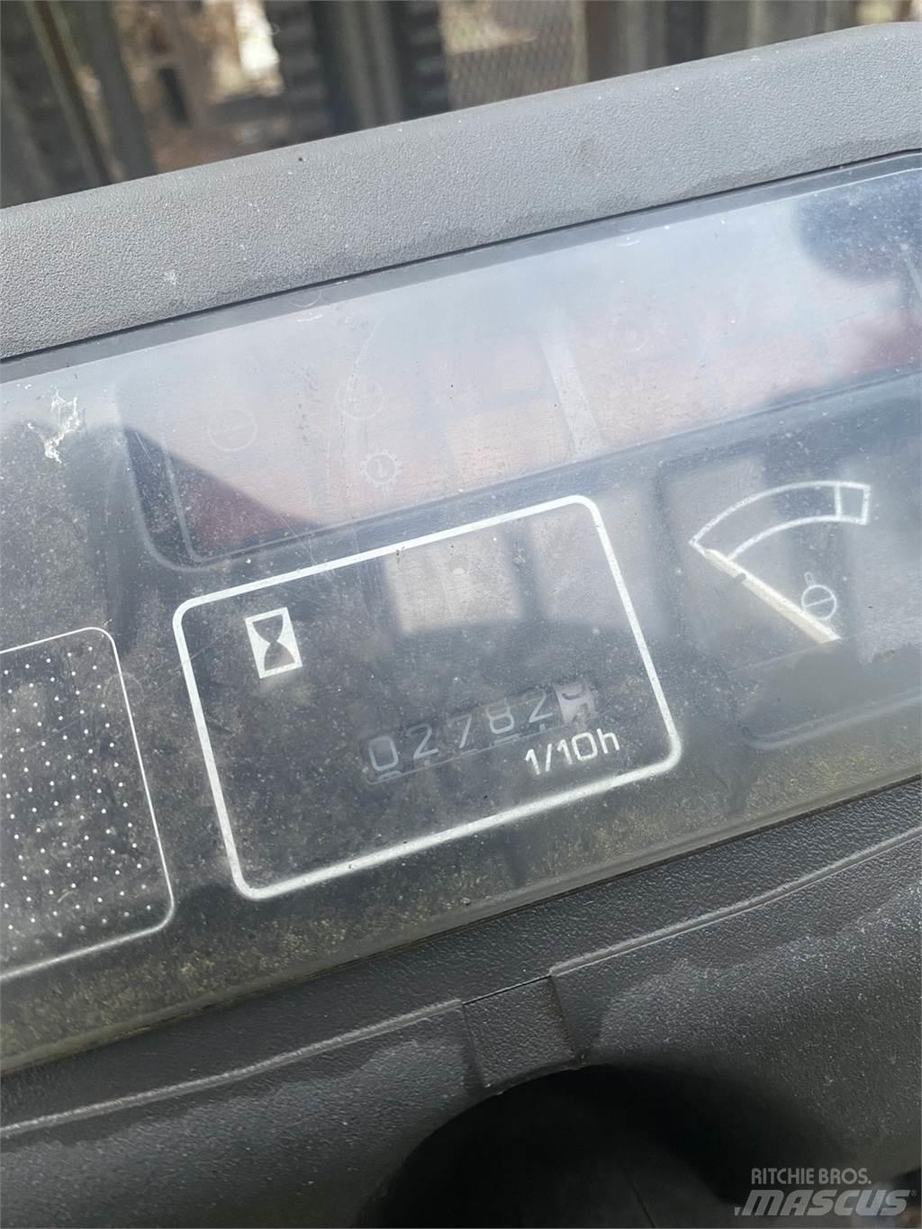Nissan PJO2A25V Construction - Autres
