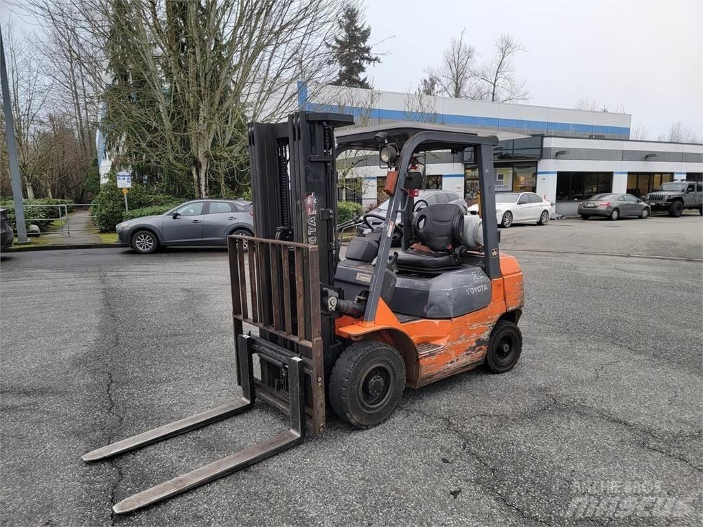 Toyota 7FGU25 Construction - Autres