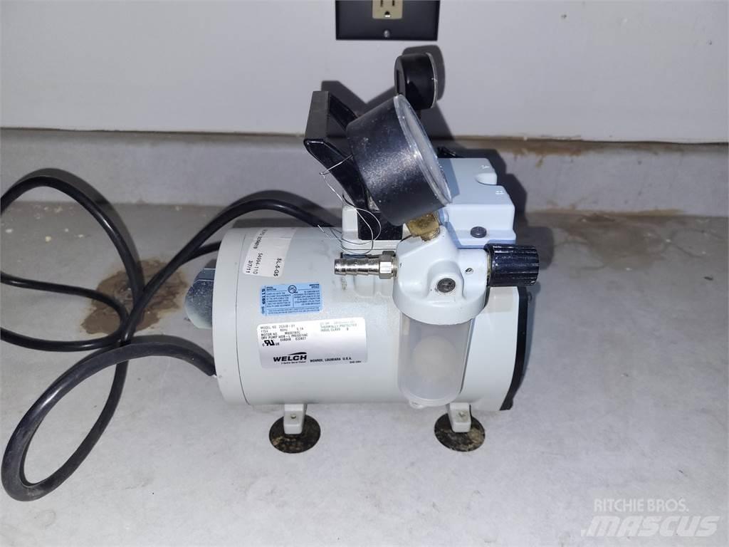  WELCH 2534B-01 Pompe à eau / Motopompe