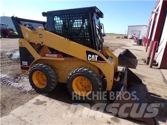 CAT 232 Chargeuse compacte