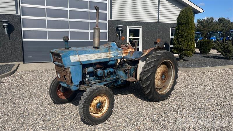 Ford 3000 Tracteur