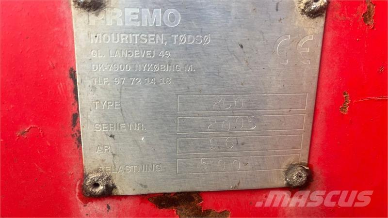  Premo 200 Autres équipements pour tracteur