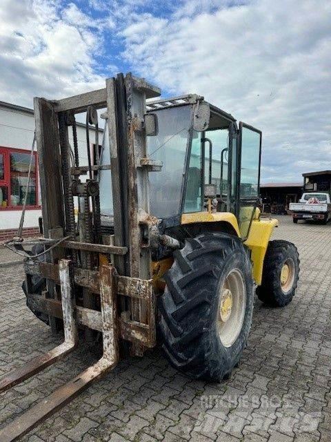 JCB 940-2 Chariot tout terrain