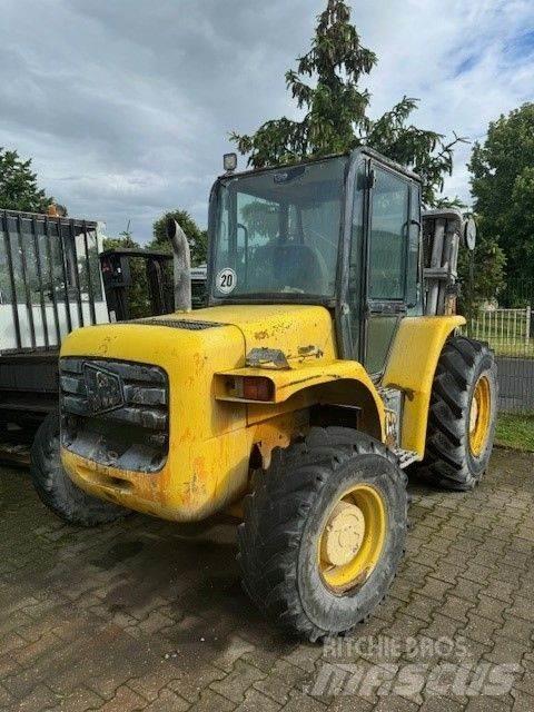 JCB 940-2 Chariot tout terrain