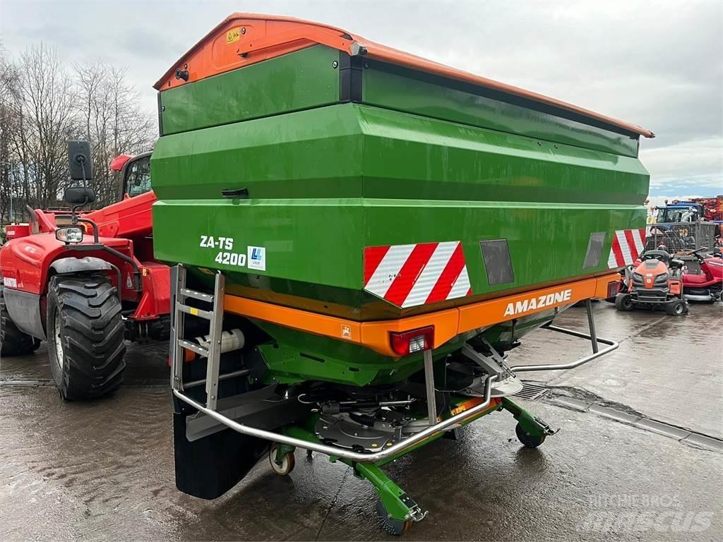 Amazone ZA-TS Semoir à engrais