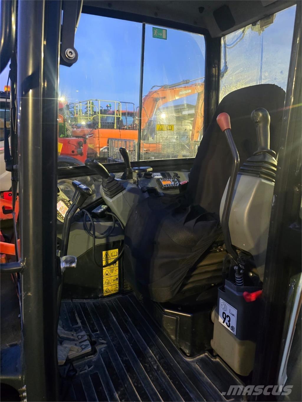 Bobcat E27 Bobcat Pelle sur chenilles