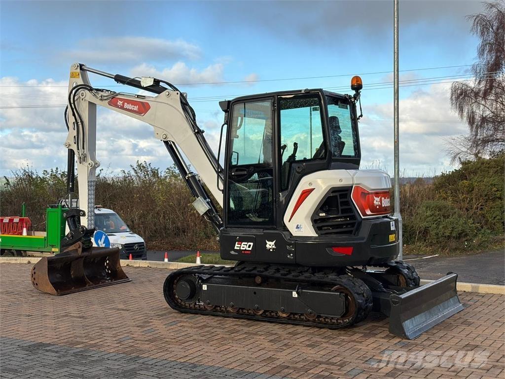 Bobcat E60 Pelle sur chenilles