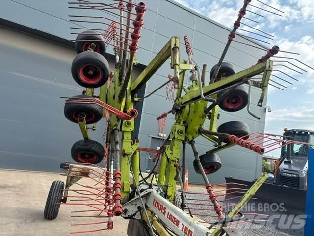 CLAAS Liner 780 Rateau faneur