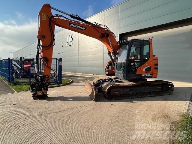 Develon DX140LCR-5 Pelle sur chenilles