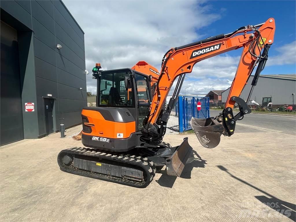 Doosan DX50z Pelle sur chenilles
