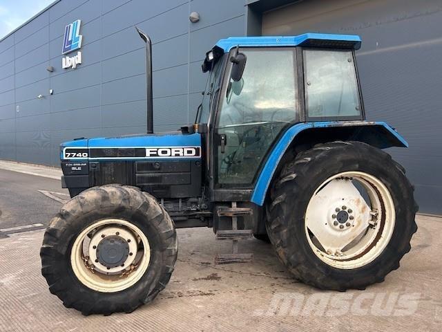 Ford 7740 Tracteur