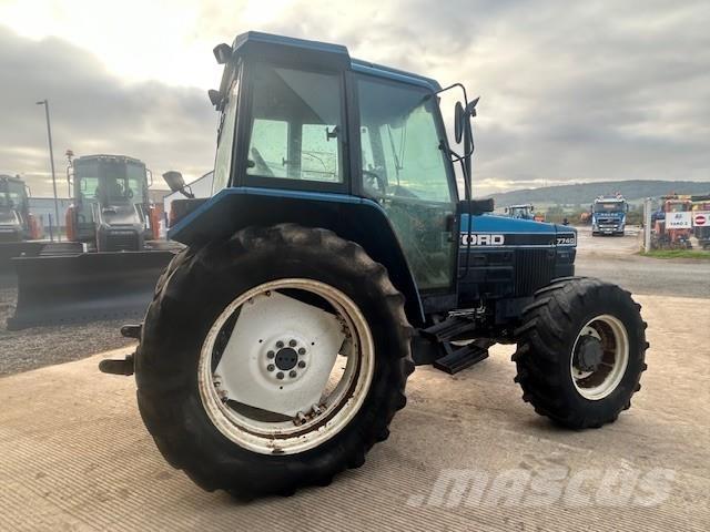 Ford 7740 Tracteur