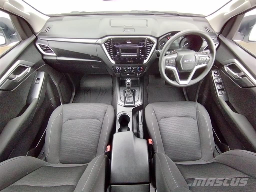 Isuzu DL20 Utilitaire benne
