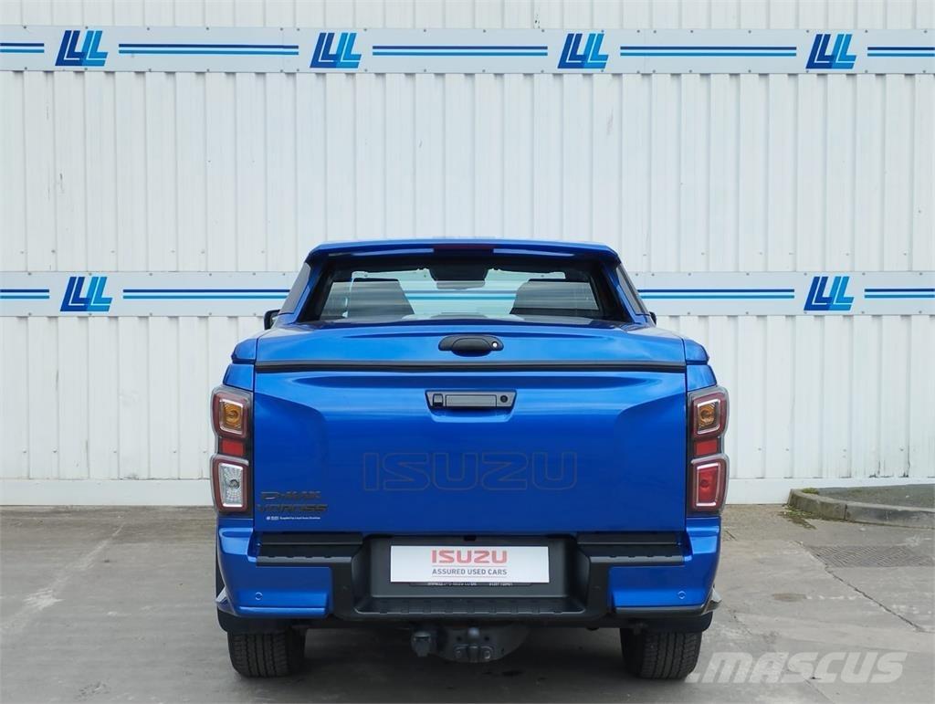 Isuzu V-Cross Utilitaire benne