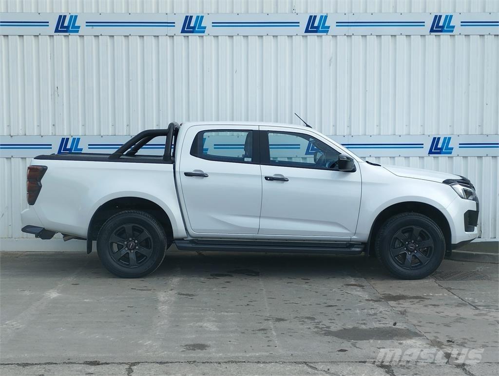 Isuzu V-Cross Utilitaire benne