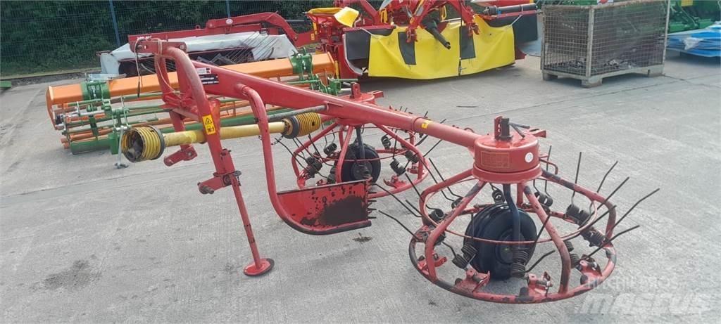 Kverneland Haybob 300 Rateau faneur