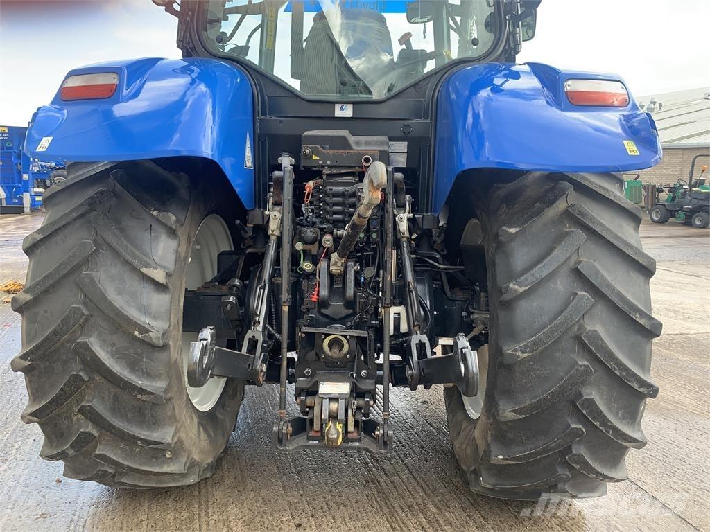 New Holland T7.200 Tracteur